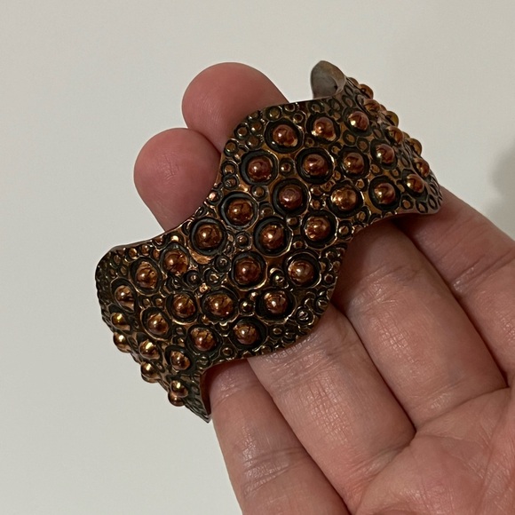 Vintage Navajo Ronnie Willie Signed Copper Cuff Bracelet - Picture 8 of 16